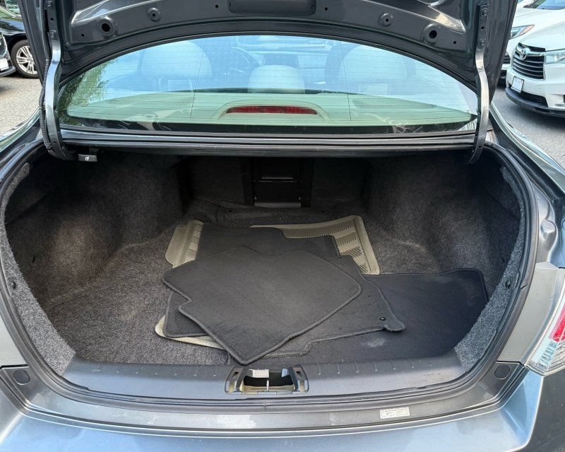Used 2012 Honda Accord LX image 17