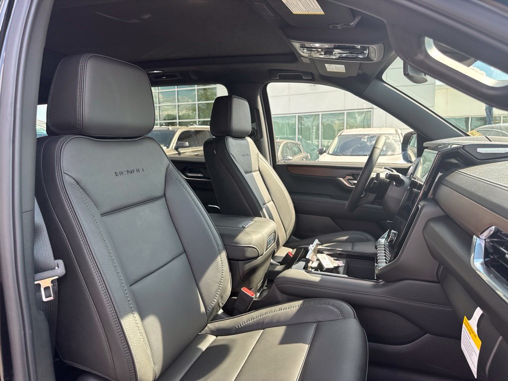New 2026 GMC Yukon XL Denali w/ Sun & Power Step Package AWD/4WD image 19