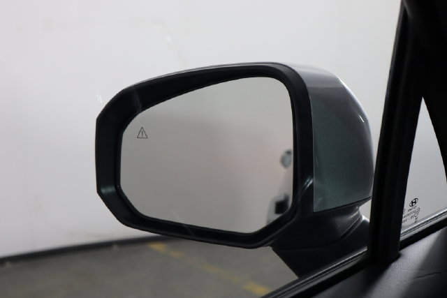 Used 2026 Hyundai Santa Fe SEL FWD image 31