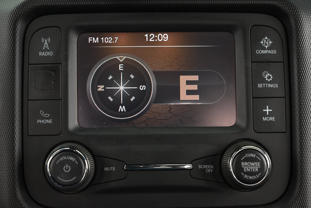 Used 2020 Jeep Wrangler Sport AWD/4WD image 24