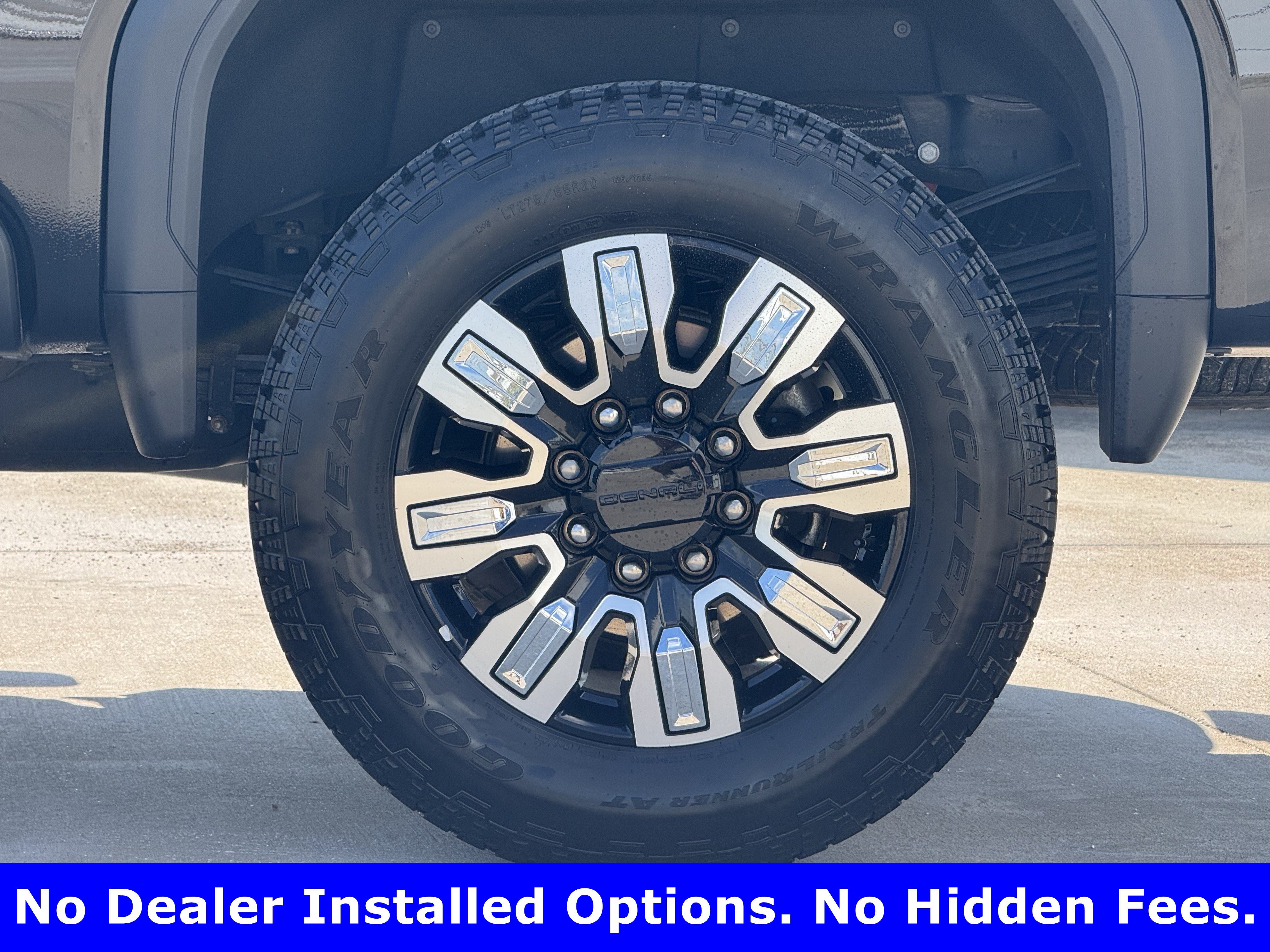Used 2025 GMC Sierra 3500 Denali AWD/4WD image 9