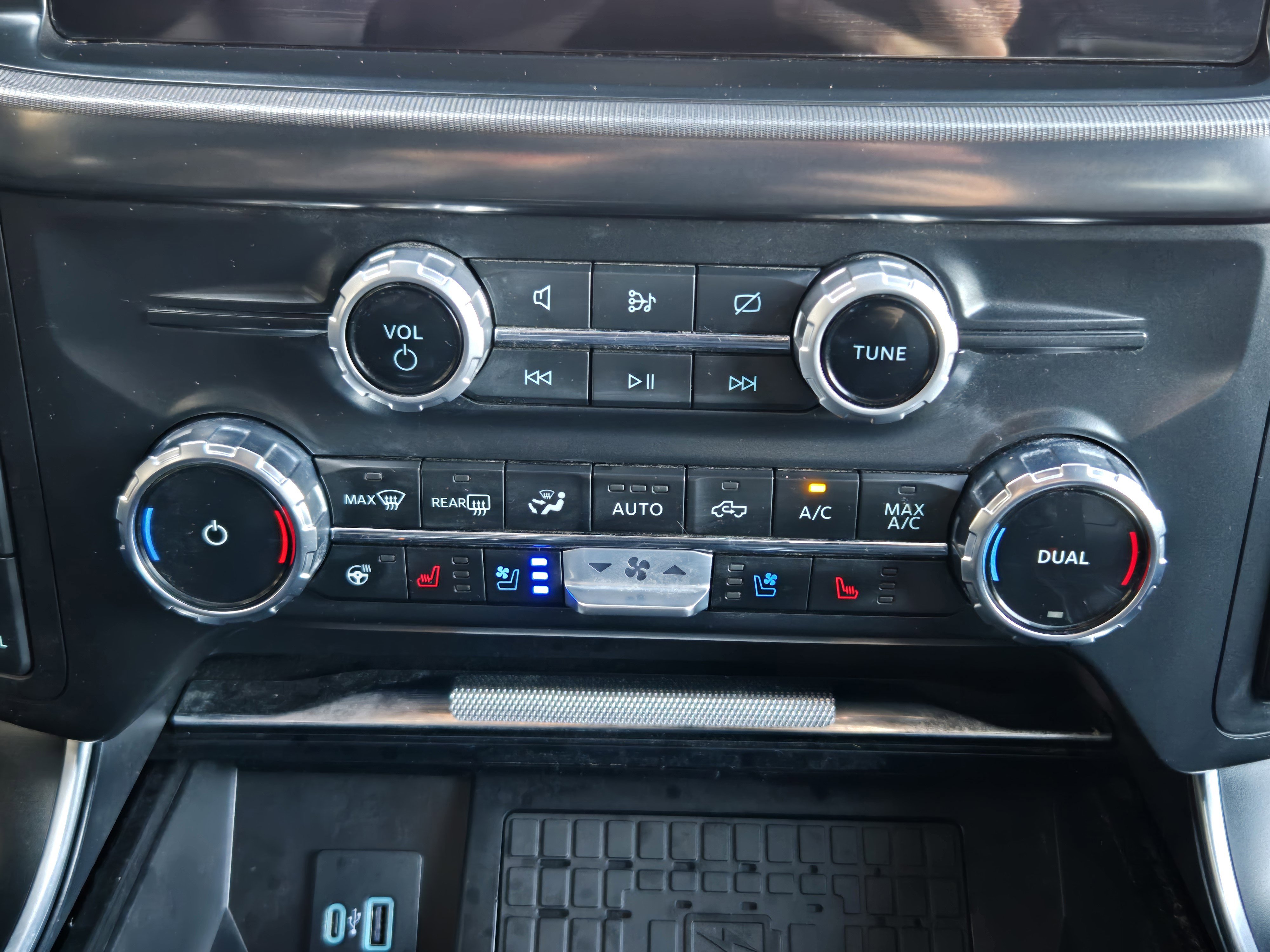 Used 2024 Ford F150 Raptor image 14