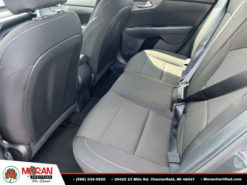 Used 2021 Kia Forte LXS FWD image 12