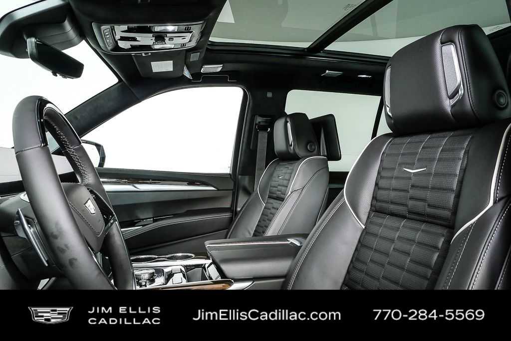 Certified 2026 Cadillac Escalade Platinum Sport w/ LPO, ONYX Package AWD/4WD image 5