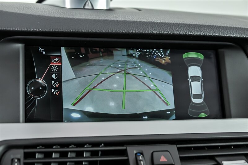 Used 2013 BMW 550i Sedan RWD image 28