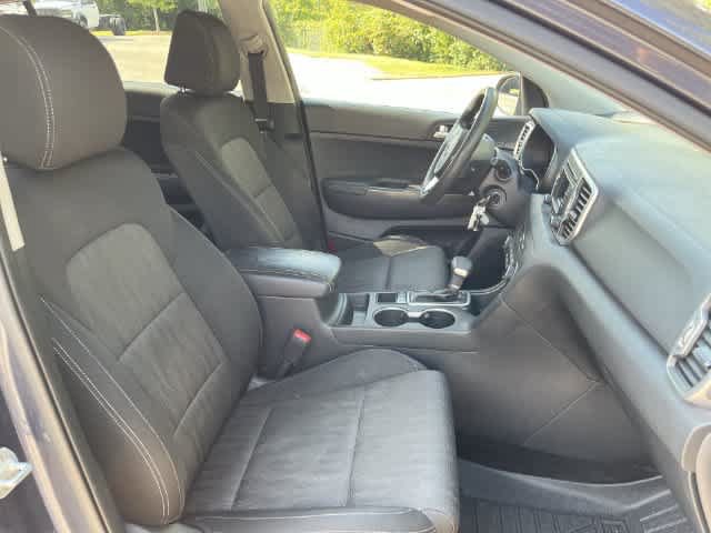 Used 2019 Kia Sportage LX AWD/4WD image 18