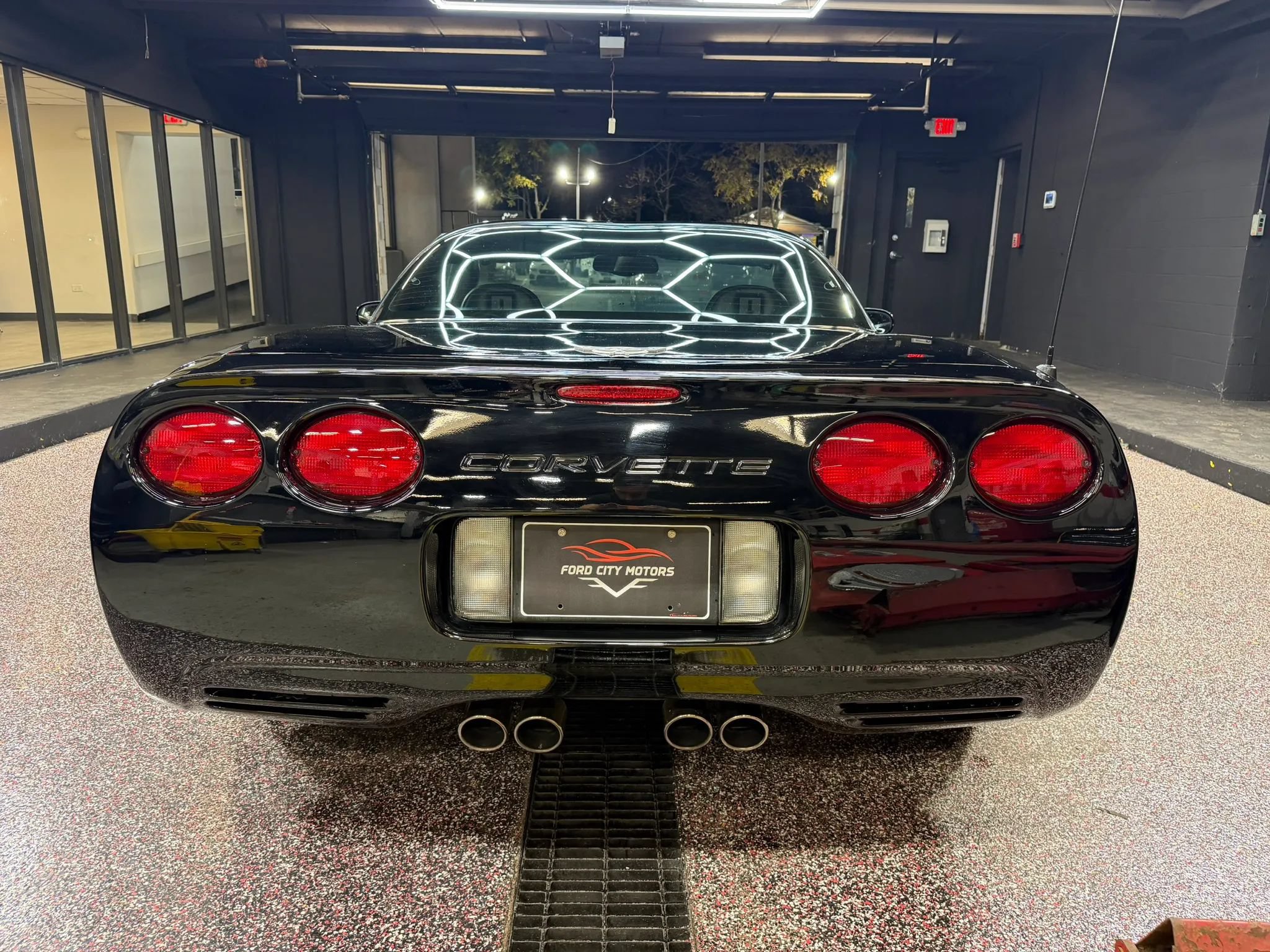 Used 2003 Chevrolet Corvette Z06 w/ Memory Package, 3 Drivers RWD image 11