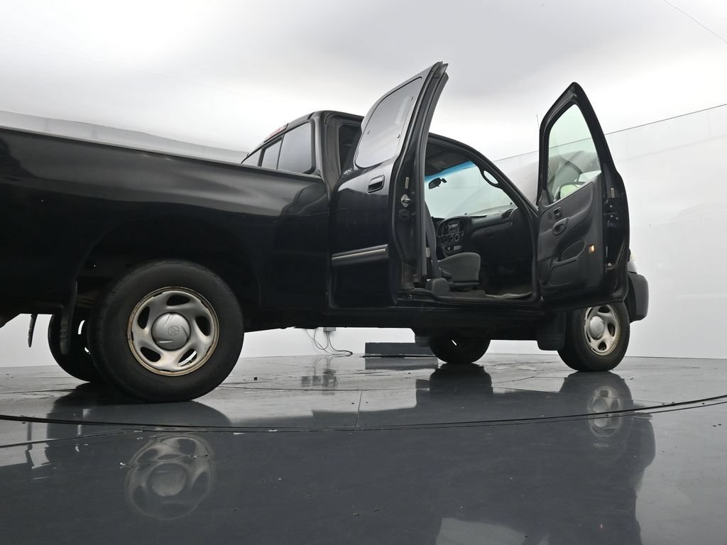 Used 2003 Toyota Tundra SR5 w/ SR5 Extra Value Pkg RWD image 39