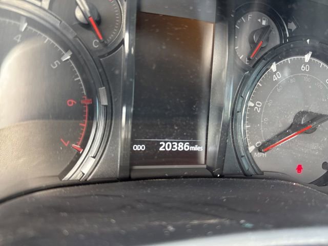 Used 2024 Toyota 4Runner SR5 Premium image 2