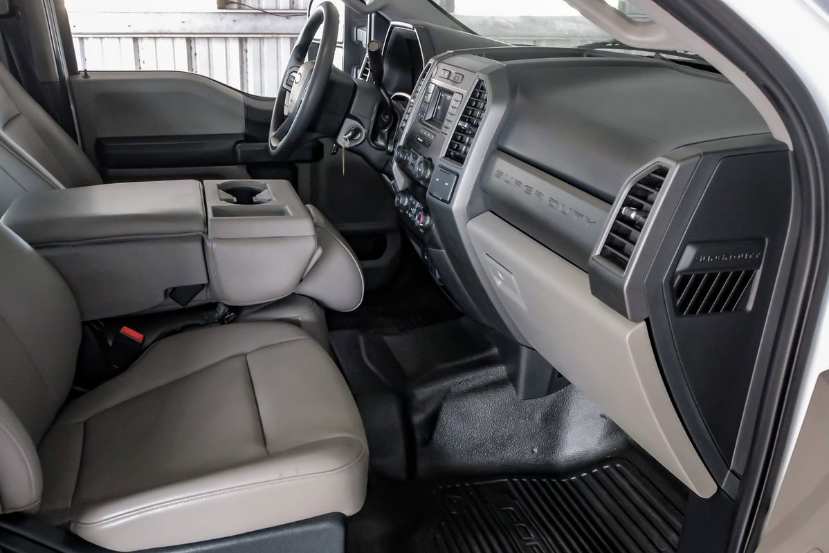 Used 2021 Ford F550 4x4 Crew Cab Super Duty w/ Power Equipment Group image 11