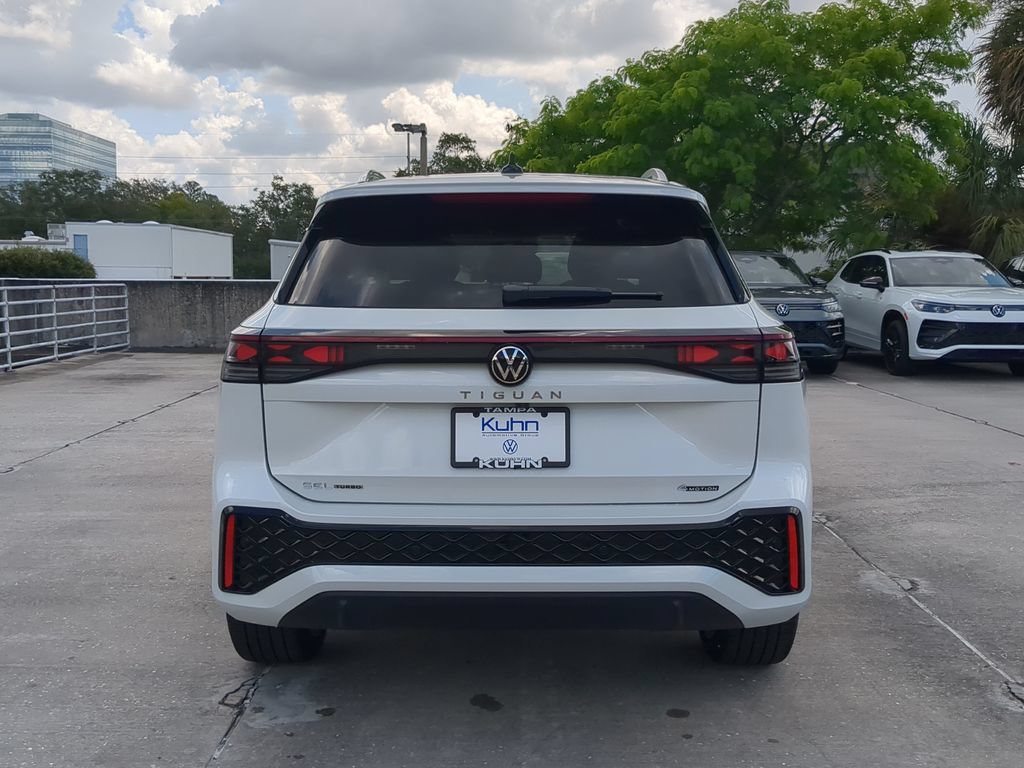 New 2026 Volkswagen Tiguan SEL R-Line AWD/4WD image 4