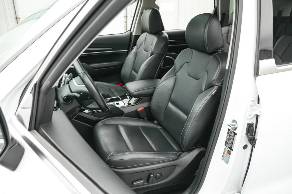 Used 2023 Kia Telluride S w/ S Sunroof Package AWD/4WD image 11