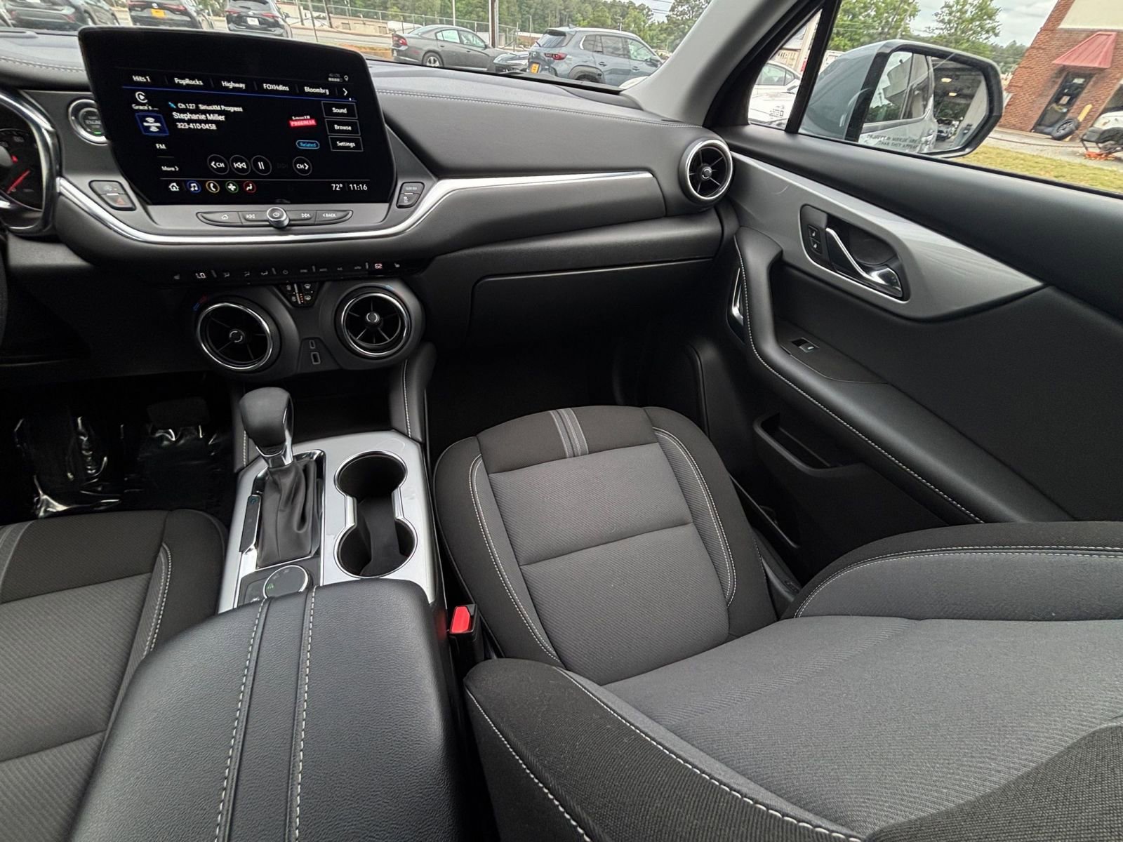 Used 2025 Chevrolet Blazer LT FWD image 41