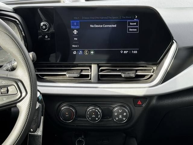 Used 2025 Chevrolet Trax LS FWD image 16