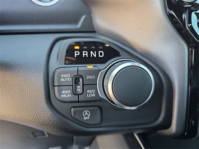 New 2026 RAM 1500 4x4 Crew Cab image 20