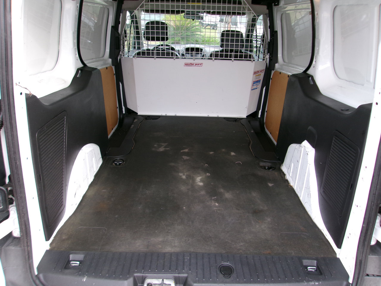Used 2017 Ford Transit Connect XL image 12