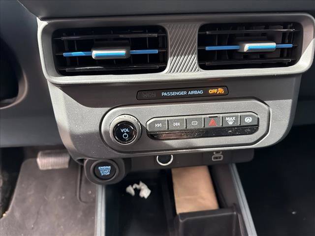 Certified 2025 Ford Maverick Lobo AWD/4WD image 14