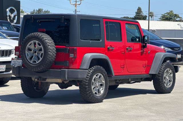 Used 2014 Jeep Wrangler Unlimited Rubicon w/ Connectivity Group AWD/4WD image 3