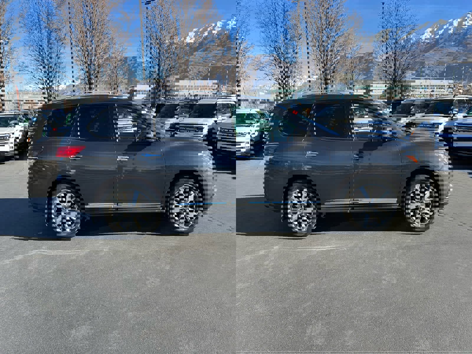 Used 2014 Nissan Pathfinder Platinum image 6