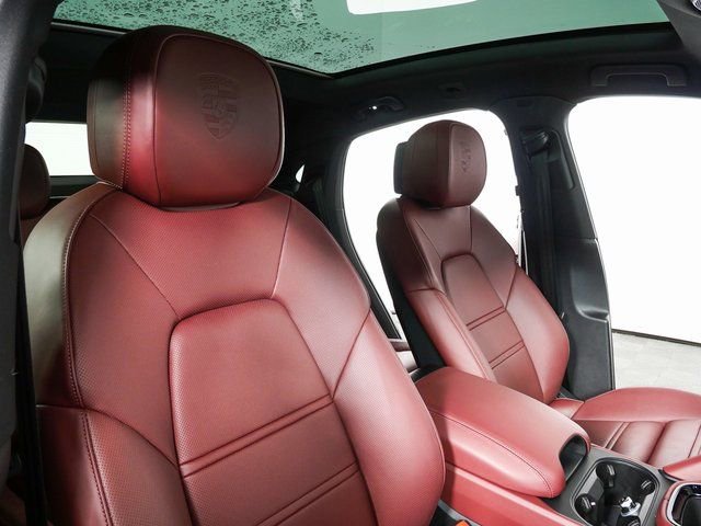 Certified 2026 Porsche Cayenne S image 25