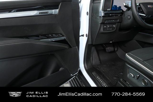 Certified 2026 Cadillac Escalade Sport w/ LPO, ONYX Package image 9