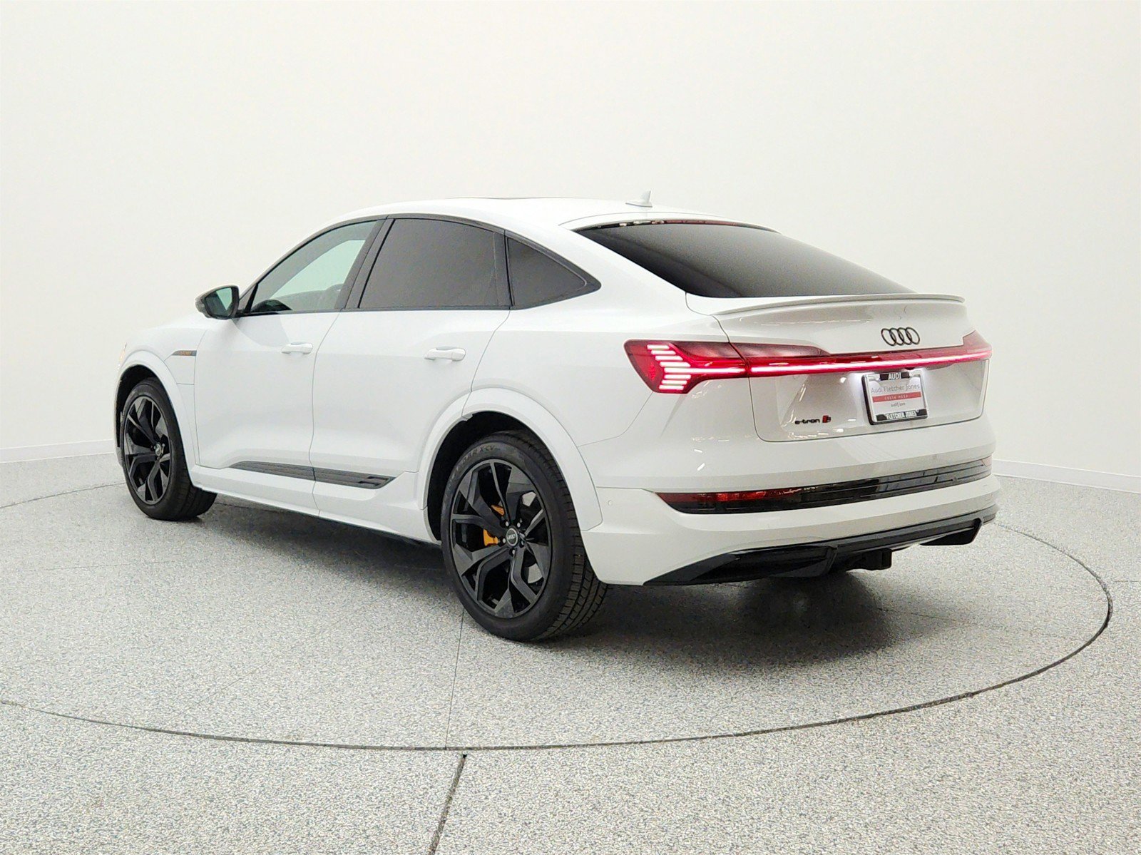 Used 2023 Audi e-tron S Premium Plus w/ Black Optic Package AWD/4WD image 12