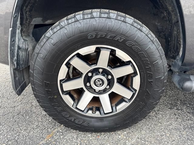 Used 2019 Toyota 4Runner TRD Off-Road Premium AWD/4WD image 13
