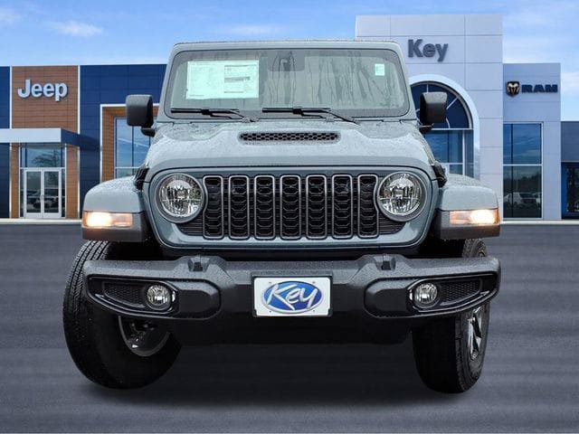 New 2025 Jeep Gladiator Sport AWD/4WD image 2