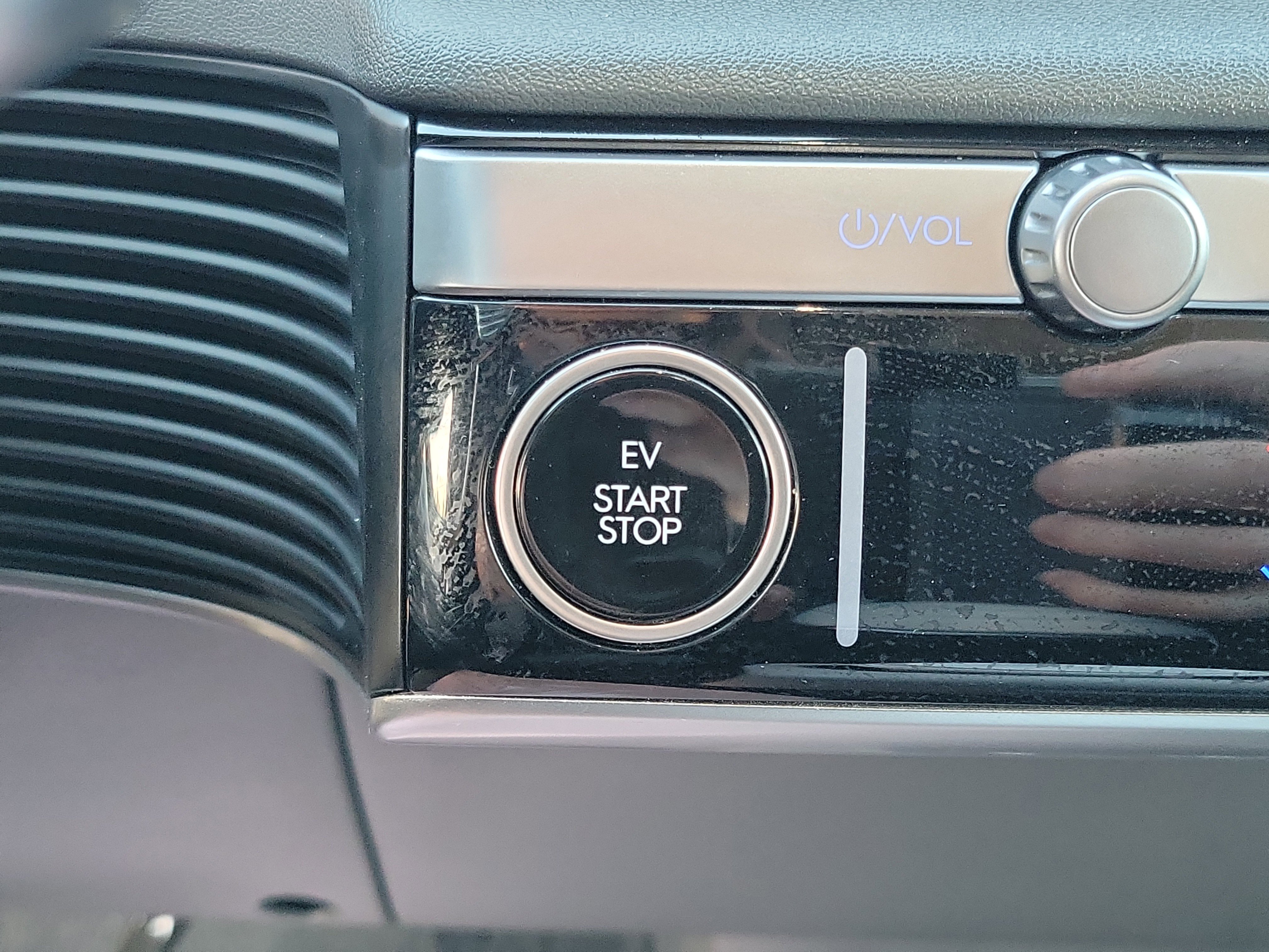 Certified 2024 Hyundai Ioniq 5 SEL RWD image 15