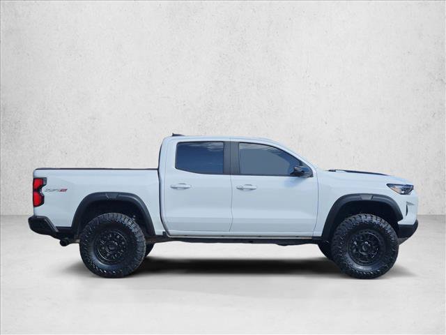 Used 2024 Chevrolet Colorado ZR2 w/ ZR2 Convenience Package III AWD/4WD image 9