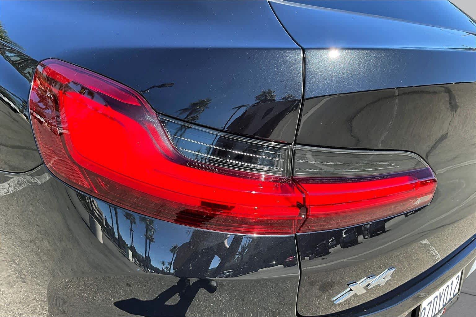 Used 2024 BMW X4 xDrive30i w/ Premium Package AWD/4WD image 27