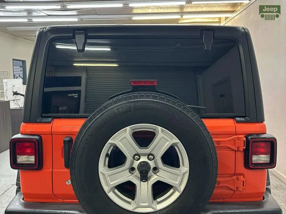 Used 2019 Jeep Wrangler Unlimited Sport S AWD/4WD image 5