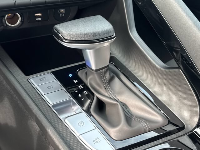 New 2026 Hyundai Elantra Hybrid FWD image 13