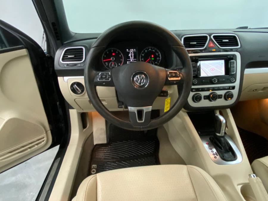 Used 2016 Volkswagen Eos Komfort image 43