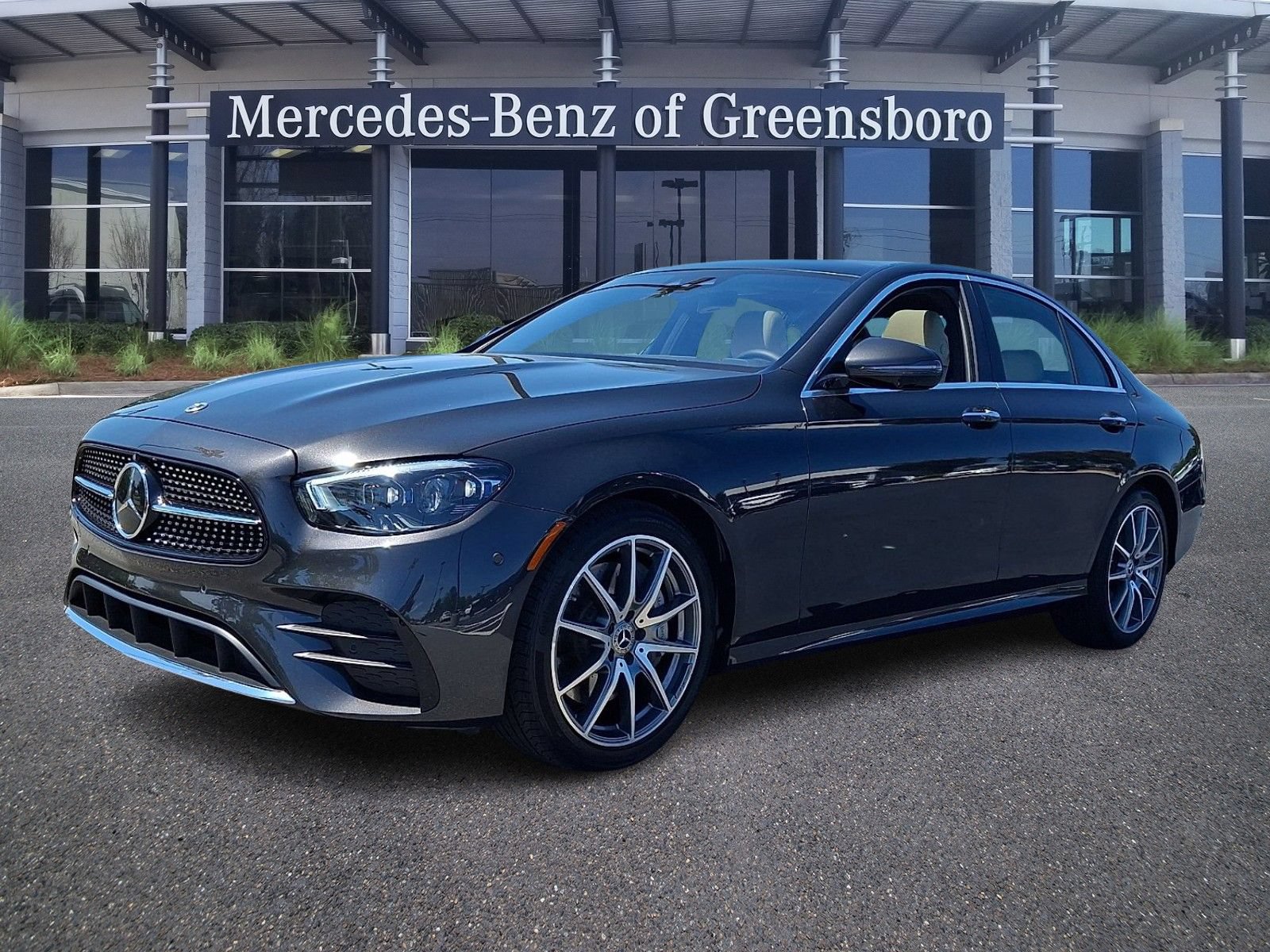 Certified 2023 Mercedes-Benz E 350 4MATIC Sedan image 3