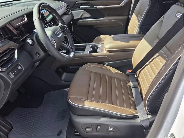 New 2026 GMC Acadia Denali Ultimate w/ LPO, Floor Liner Package FWD image 10