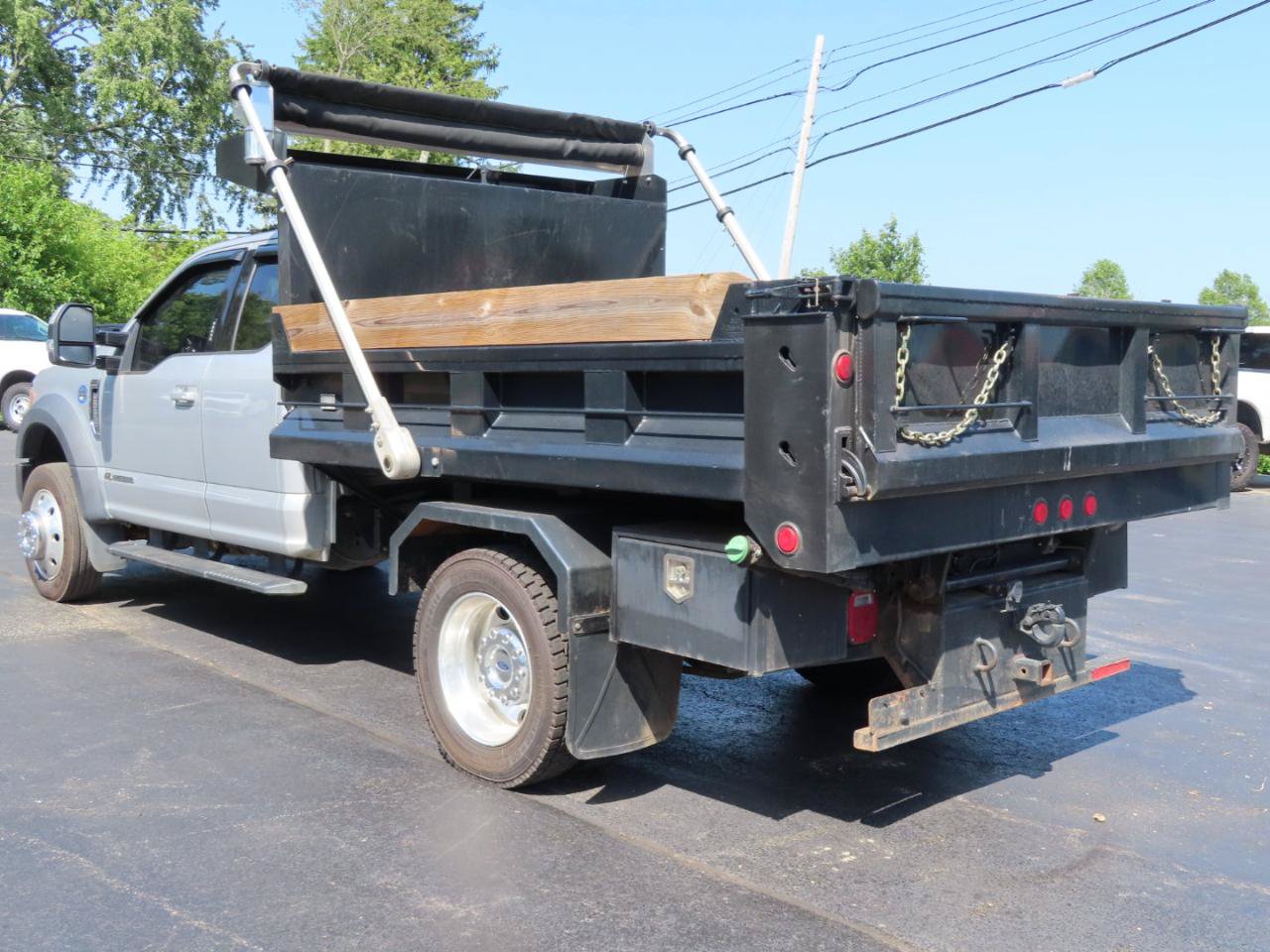 Used 2017 Ford F550 4x4 SuperCab Super Duty image 4
