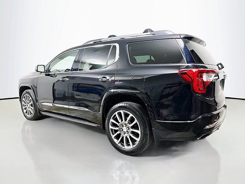 Used 2023 GMC Acadia Denali w/ Denali Ultimate Package AWD/4WD image 5