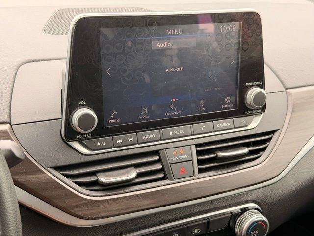 Used 2024 Nissan Altima 2.5 SV FWD image 29
