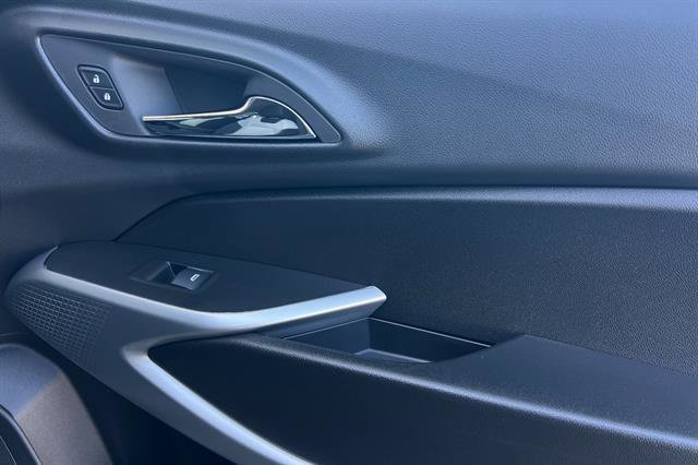 New 2026 Chevrolet Trax LS image 19