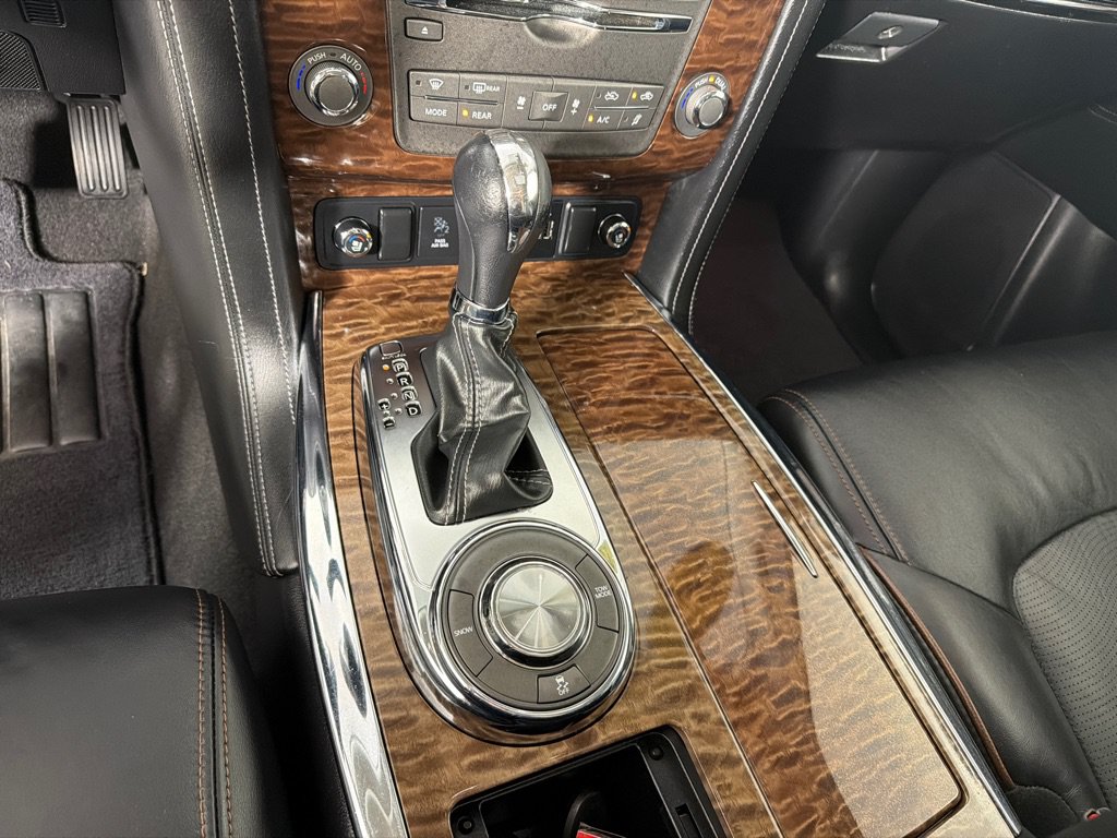 Used 2019 Nissan Armada Platinum w/ Captain's Chairs Package RWD image 18