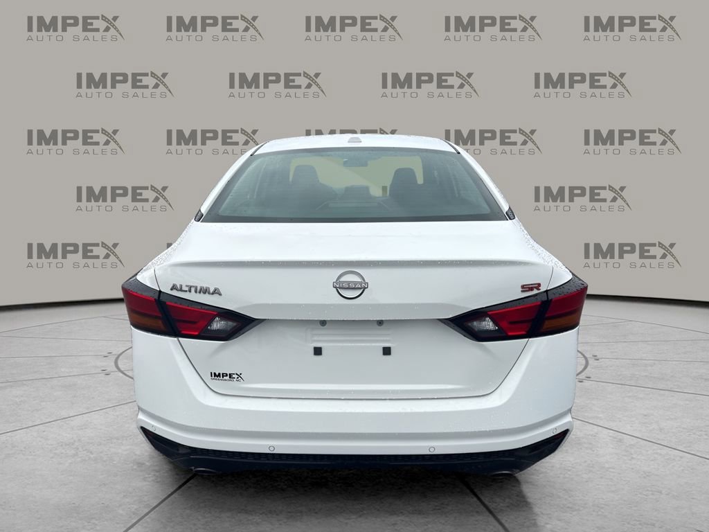 Used 2025 Nissan Altima 2.5 SR image 4