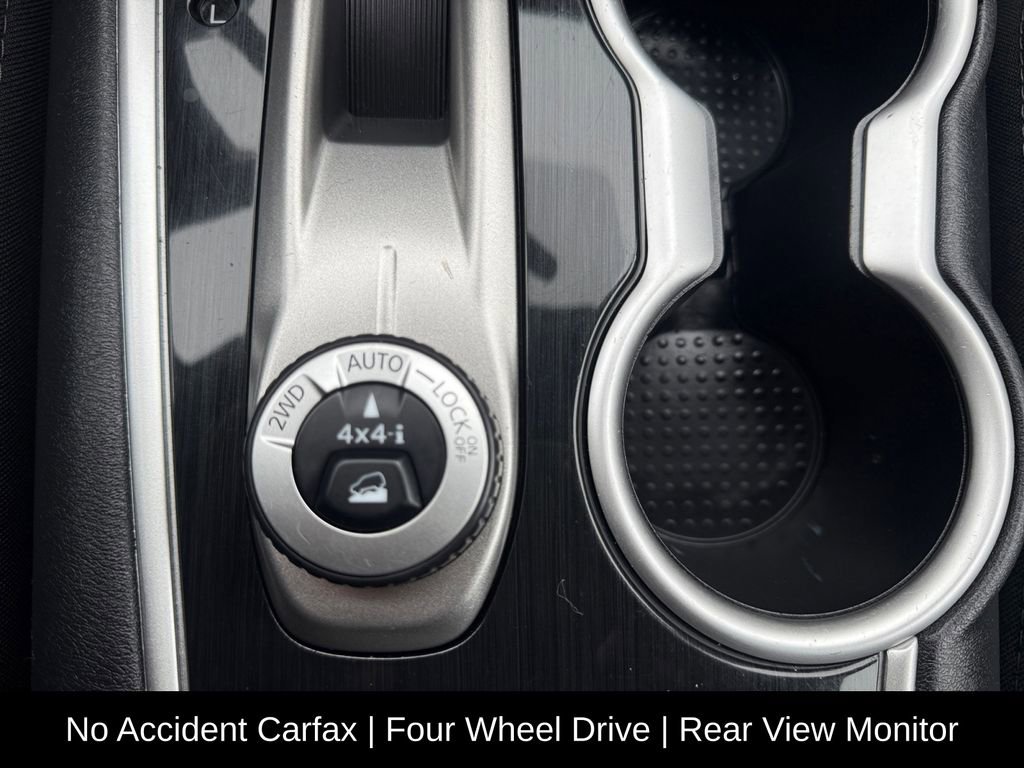 Used 2018 Nissan Pathfinder S image 31