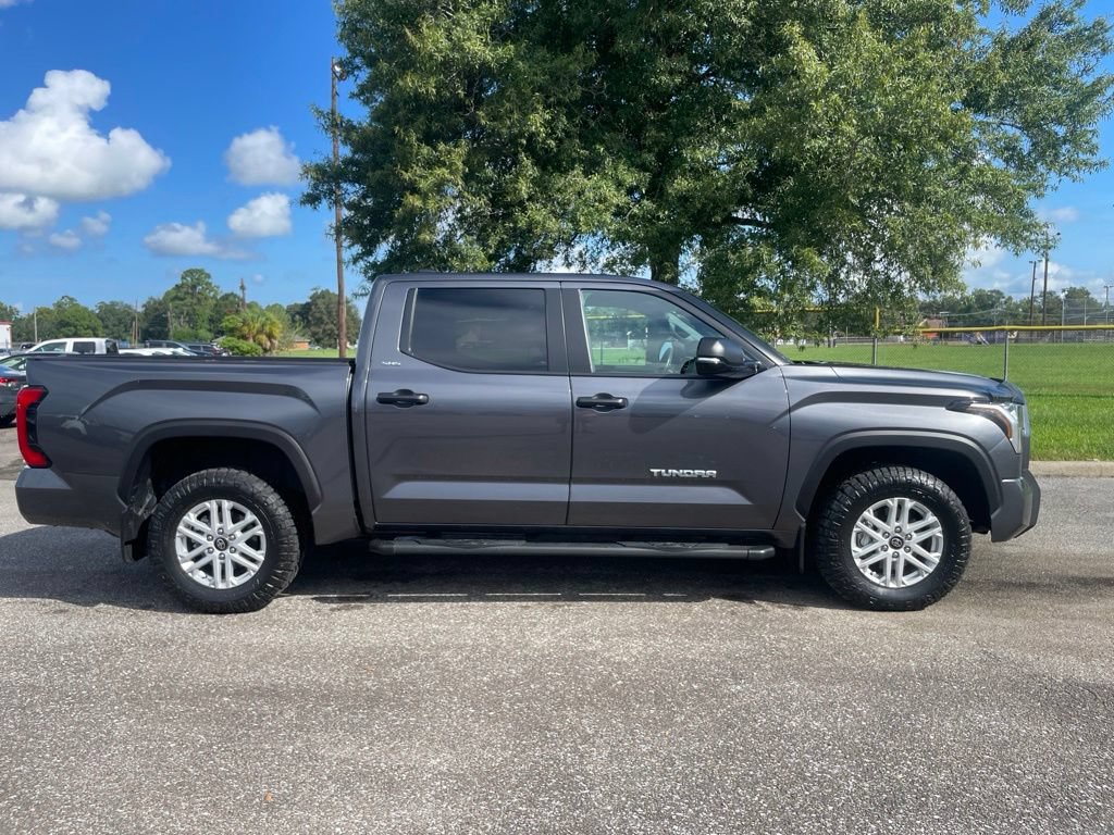 Used 2025 Toyota Tundra SR5 w/ SR5 Convenience Package AWD/4WD image 8