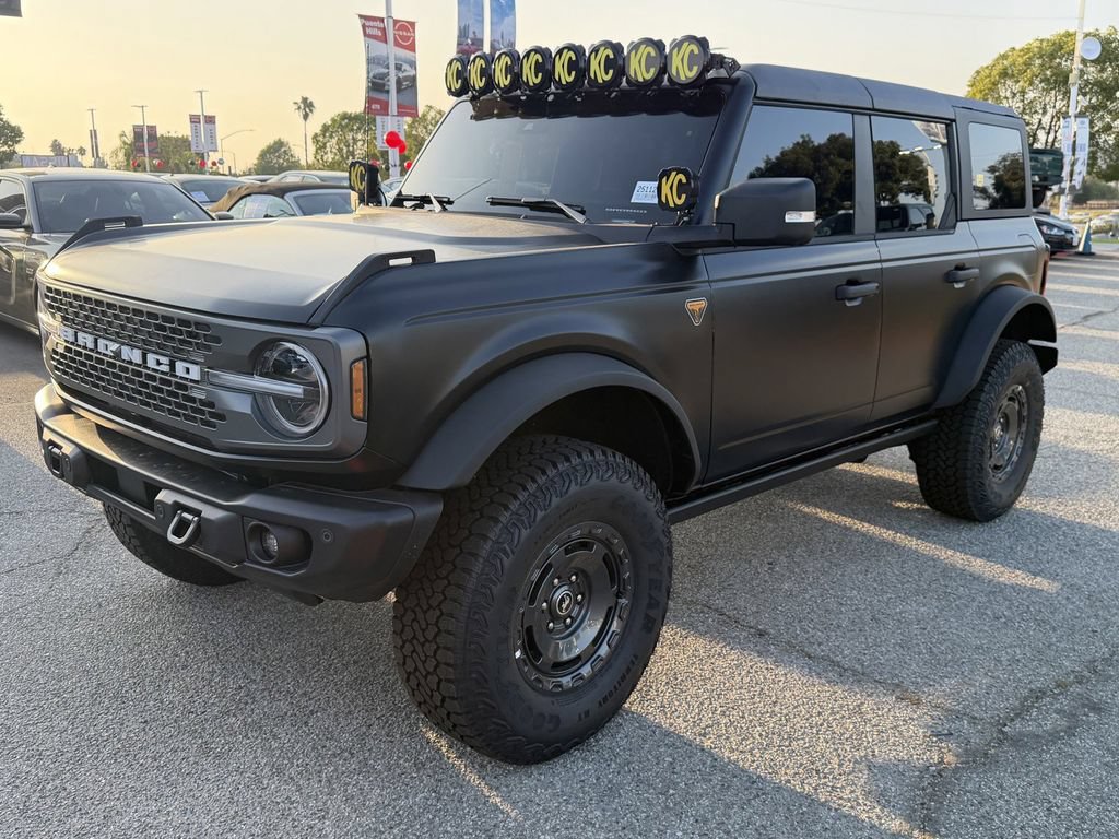 New 2025 Ford Bronco Badlands w/ Matte Film Protection Package AWD/4WD image 3