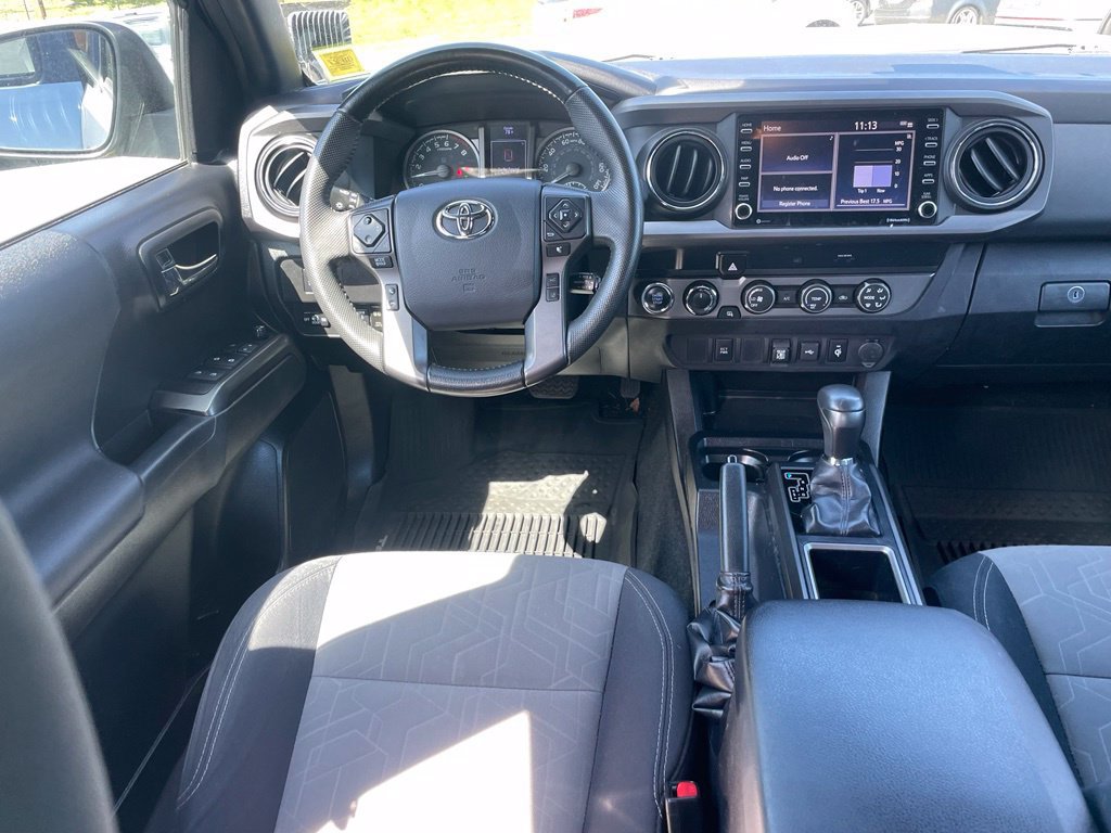 Used 2020 Toyota Tacoma TRD Off-Road AWD/4WD image 8