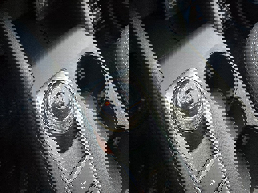 Used 2025 Ford Escape Active image 20