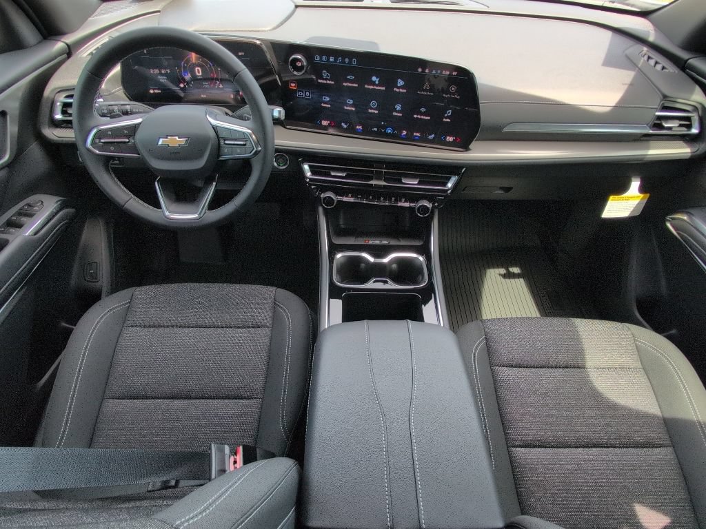 New 2026 Chevrolet Traverse LT w/ Driver Confidence Package FWD image 5