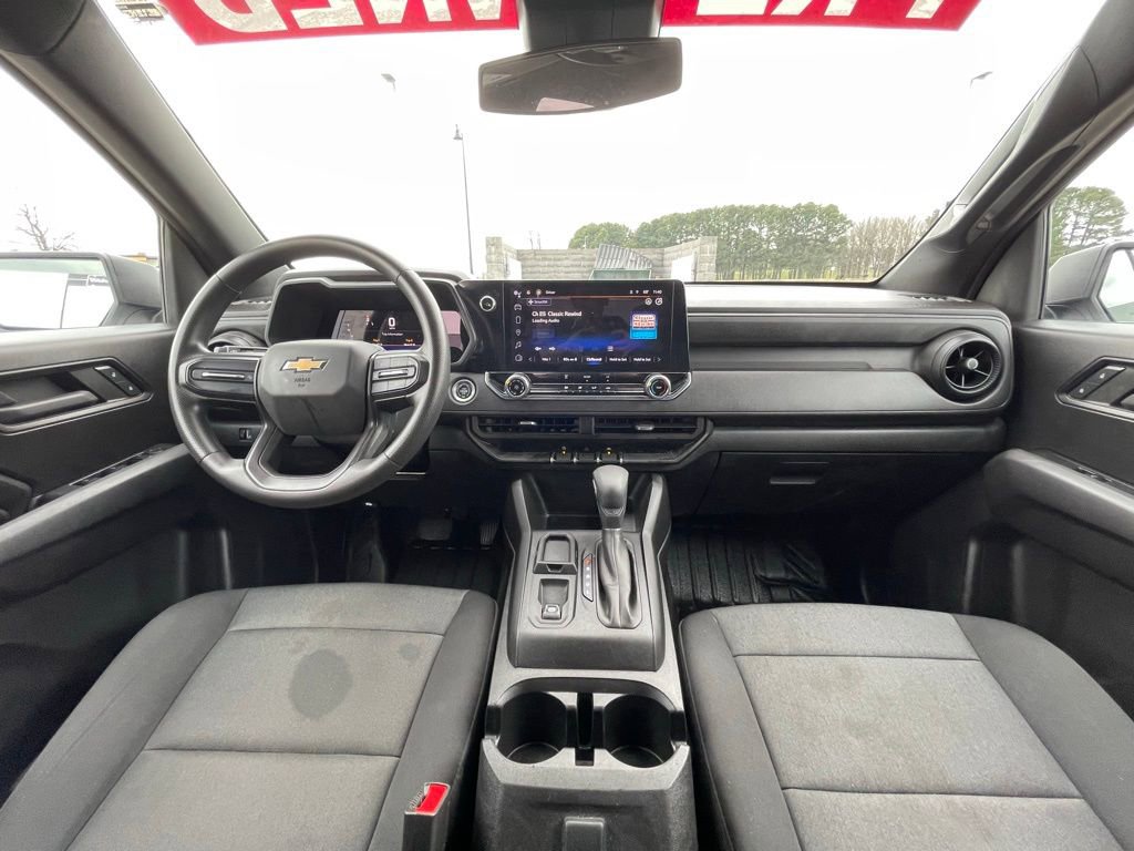 Used 2023 Chevrolet Colorado W/T image 27