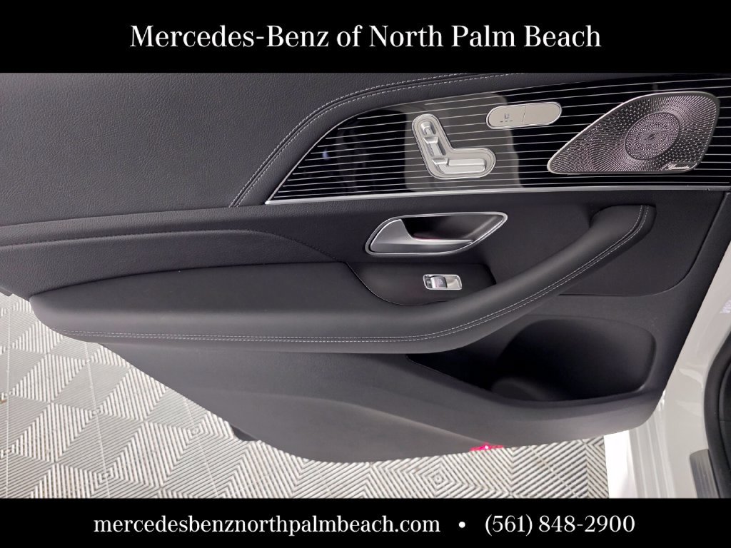 New 2026 Mercedes-Benz GLS 450 4MATIC image 15